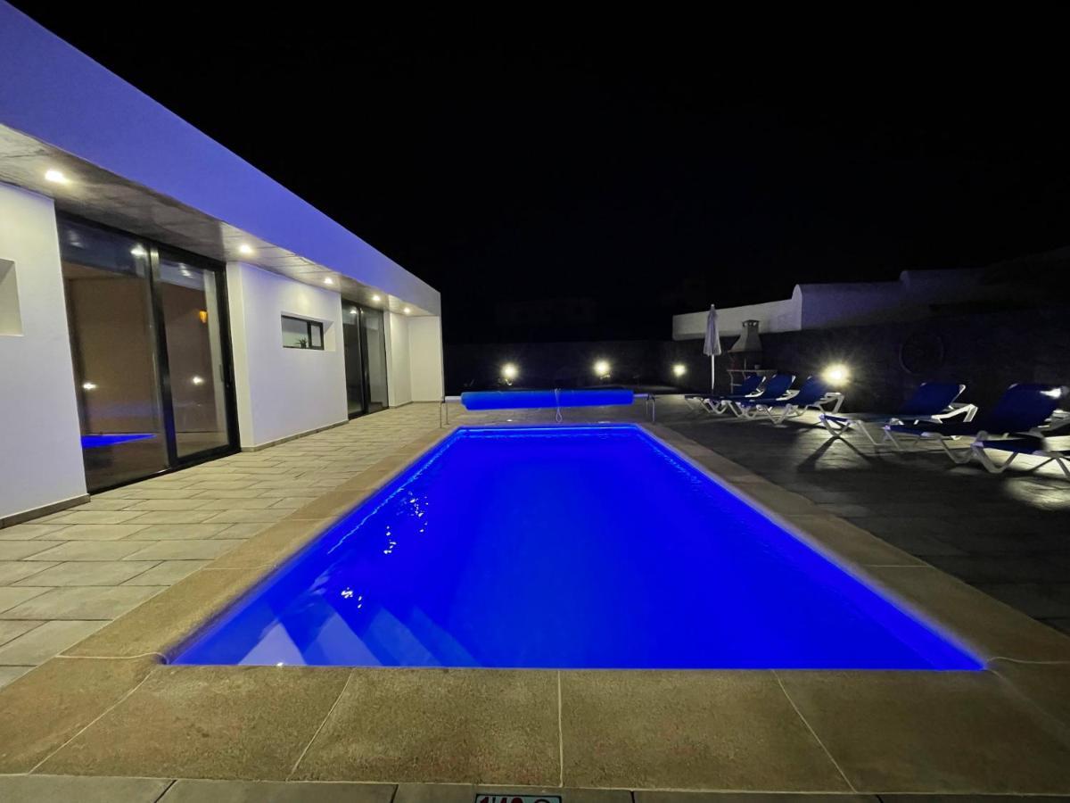Eslanzarote Eco Villa Tony, Heated Pool, Jacuzzi, Sat Tv, Super Wifi La Costa Luaran gambar