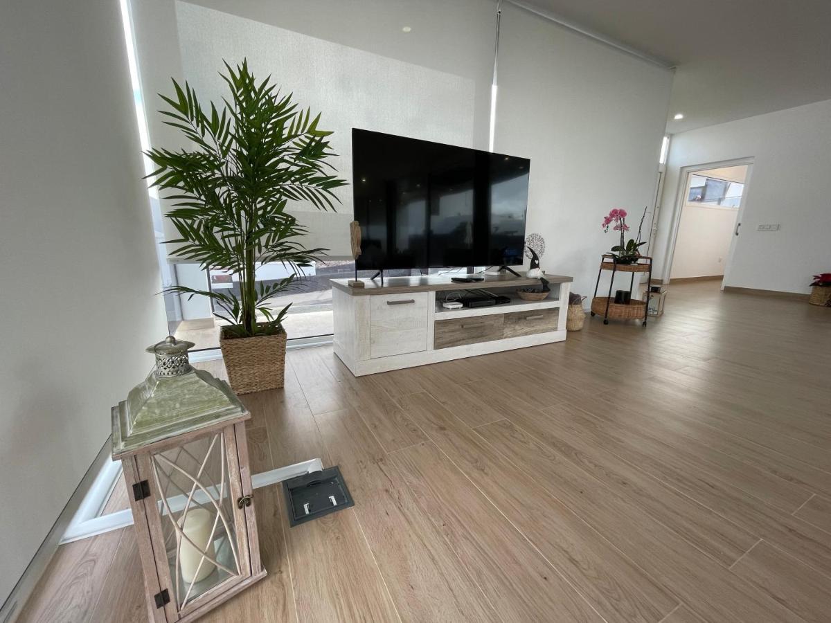 Eslanzarote Eco Villa Tony, Heated Pool, Jacuzzi, Sat Tv, Super Wifi La Costa Luaran gambar