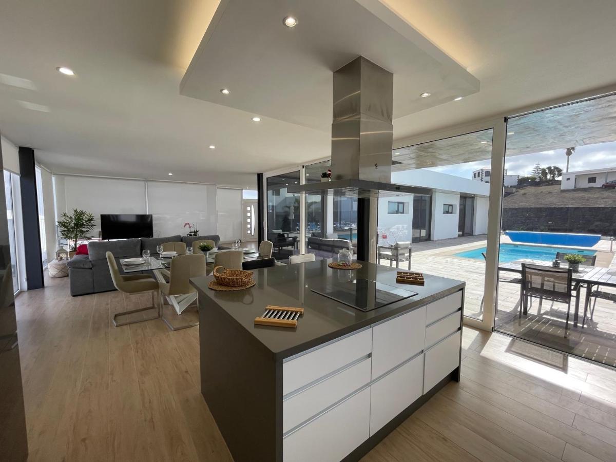 Eslanzarote Eco Villa Tony, Heated Pool, Jacuzzi, Sat Tv, Super Wifi La Costa Luaran gambar