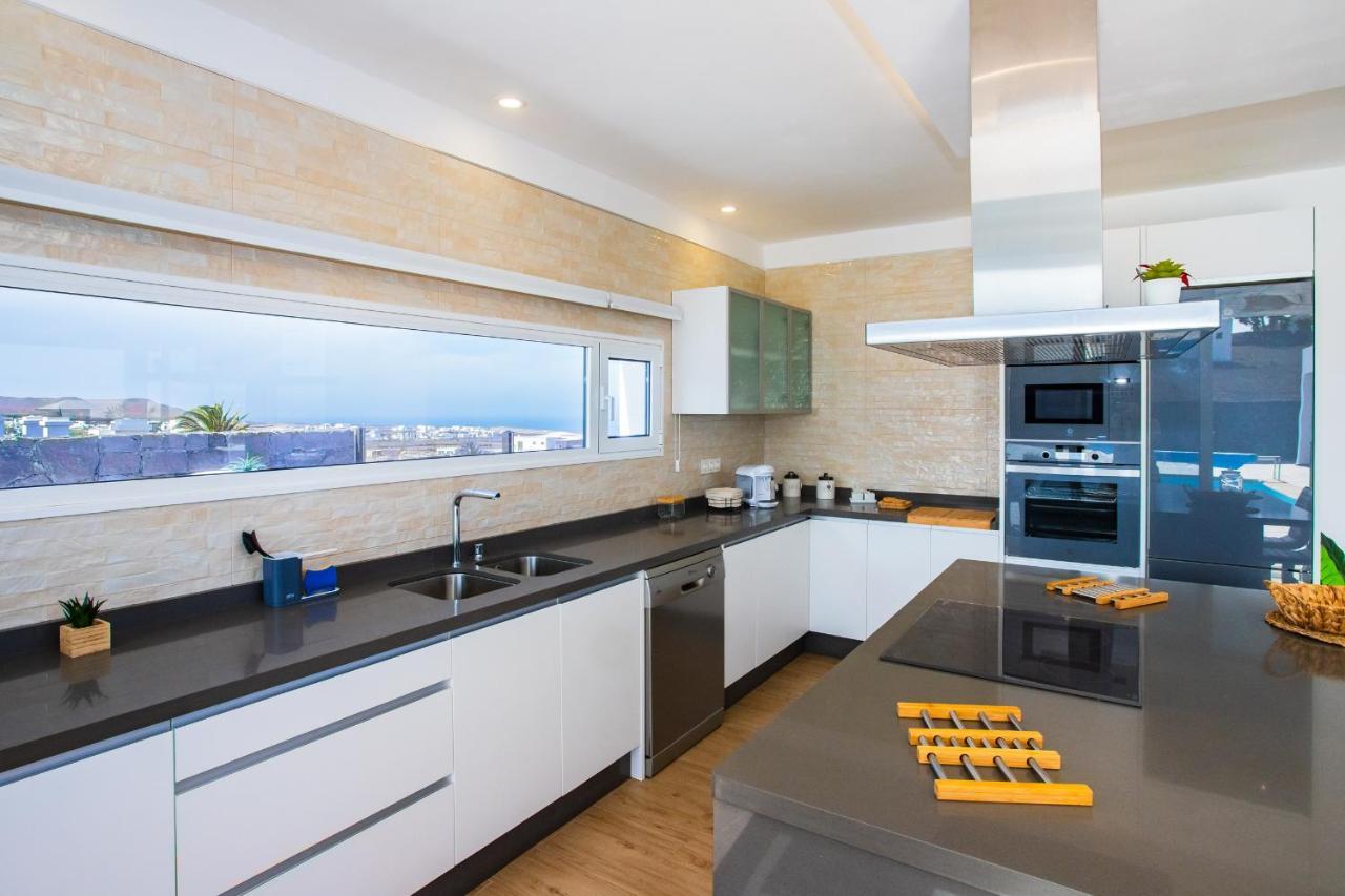 Eslanzarote Eco Villa Tony, Heated Pool, Jacuzzi, Sat Tv, Super Wifi La Costa Luaran gambar